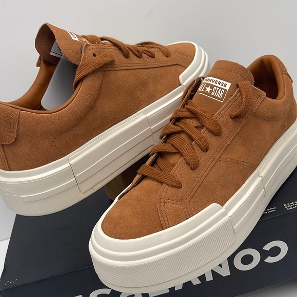 Converse Men’s Tan Platform Sneakers A10090C
CTAS CRUISE OX WARM TAN/EGRET/EGRET - Picture 10 of 16